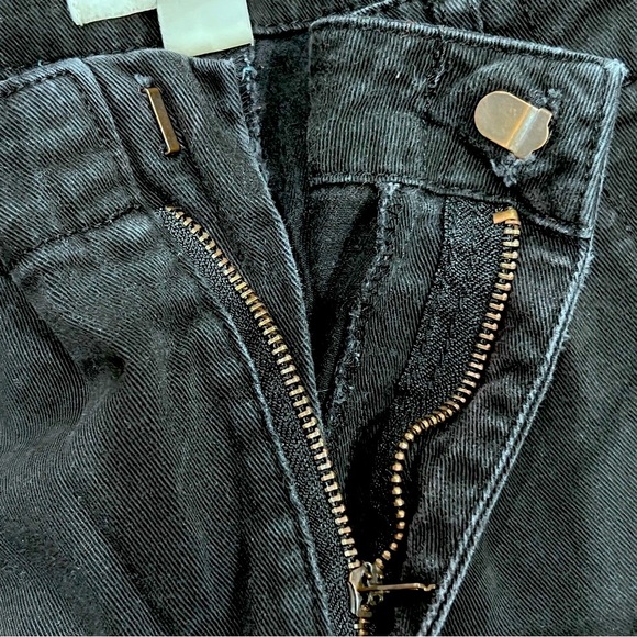 Forever 21 Black Utility Pants Size Medium Women’s - Picture 6 of 6